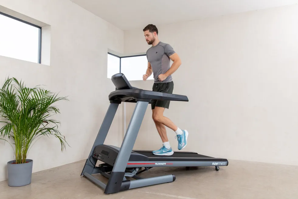 Flow Fitness Runner DTM2500 Loopband