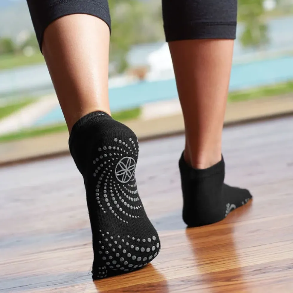 Gaiam Grippy Yoga Socks - Anti-Slip Yogasokken - Zwart/Grijs