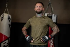 Gorilla Wear Manton MMA Handschoenen (Met Duim) - Zwart/Wit