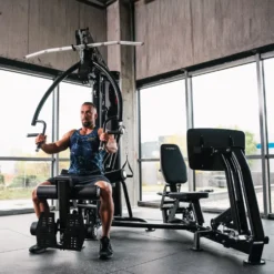 HMS Tytan 101 Multi Gym met Leg Press