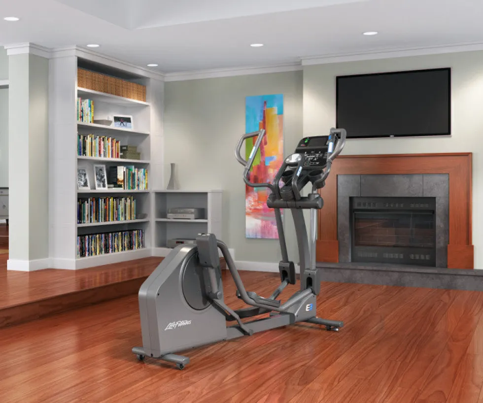 Life Fitness E3 Track Connect Crosstrainer