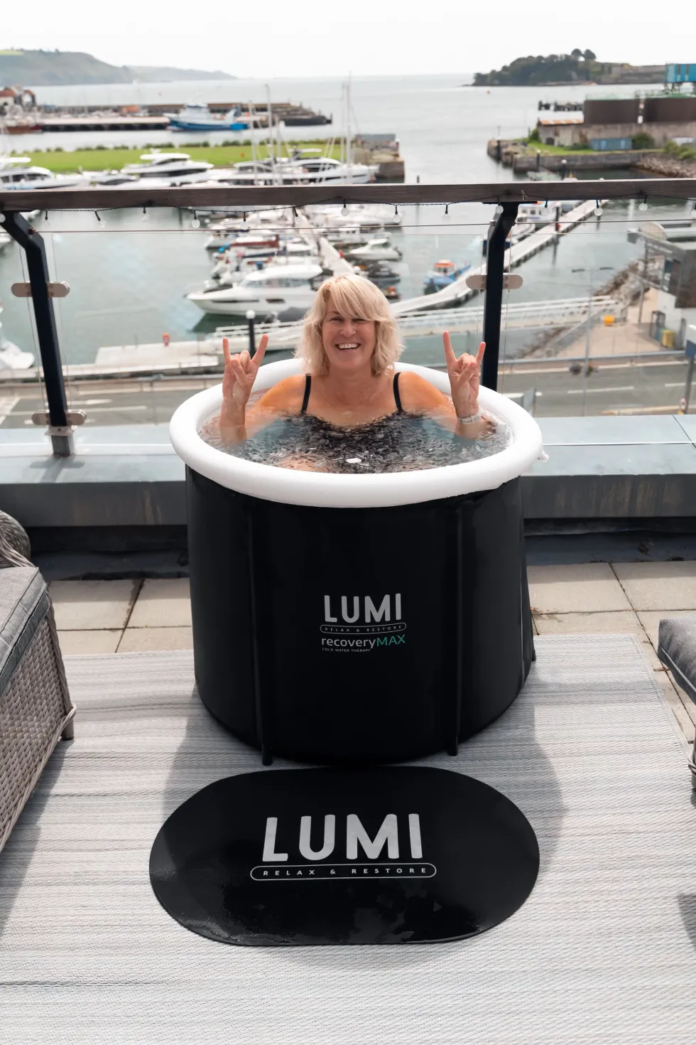 Lumi Therapy Recovery Pod Max - IJsbad