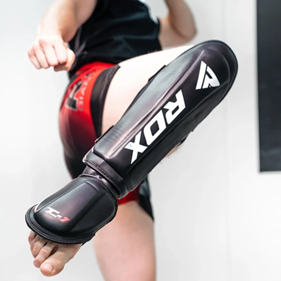 RDX Sports Scheenbeschermers Shin Instep King - Zwart