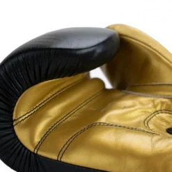 Super Pro Combat Gear Undisputed Punching Bag Bokshandschoenen - Zwart/Goud