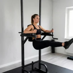 VirtuFit Verstelbare Power Tower - Pull Up & Dip Station